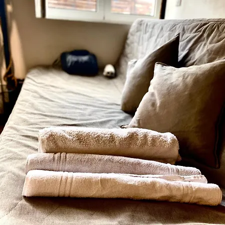 Appartement Integral , Nanterre La Defense Paris , Propre A Cote De Tous Commodite Exterior foto